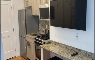 Studio, 1 bath, $1,550, Unit 18