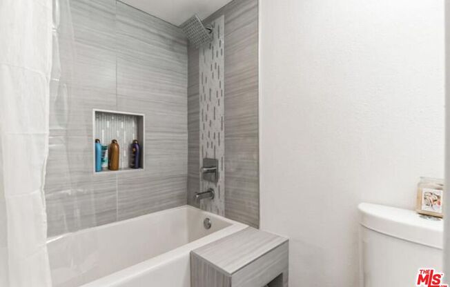 2 beds, 2 baths, 1,088 sqft, $4,395, Unit 404