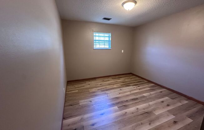 1609 Windsor