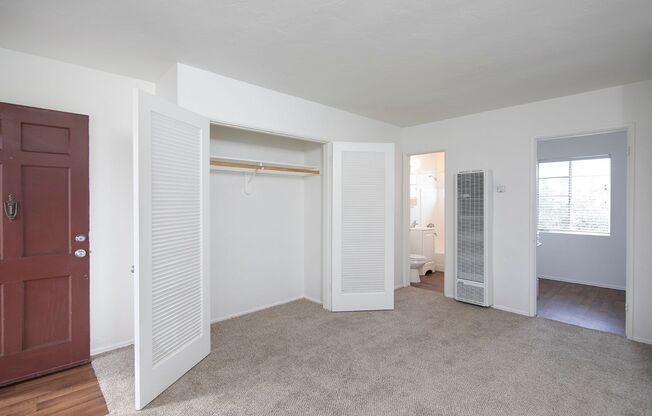 2926-52 Capps Street