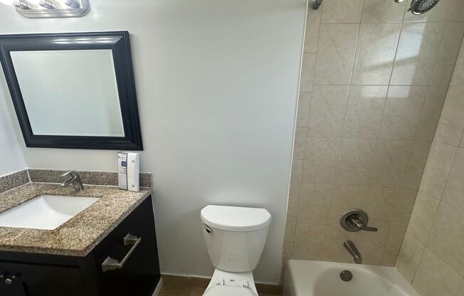 1 bed, 1 bath, $1,595, Unit 121