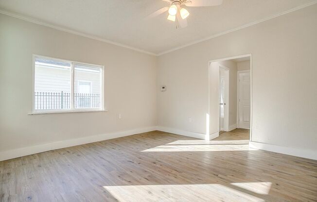 Newly Remodeled 2 Bed, 1 Bath Home near Historic Southside- 76110