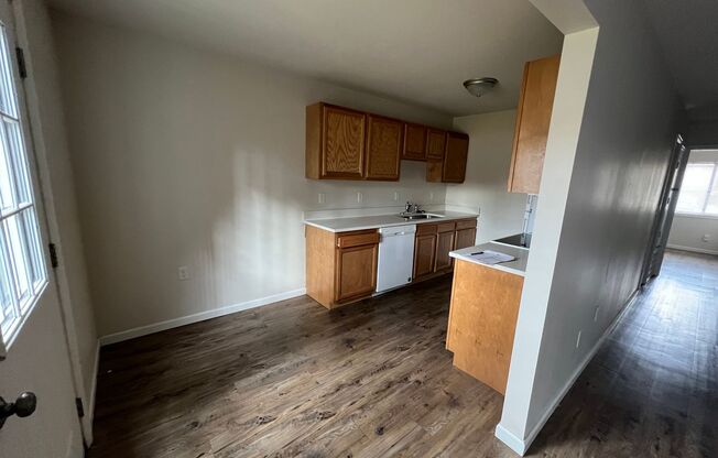 2 beds, 1 bath, 680 sqft, $875, Unit 1026A