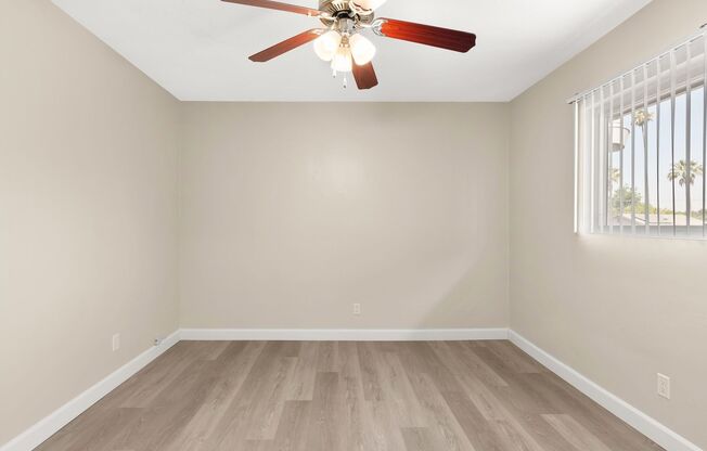 2 beds, 1 bath, 1,100 sqft, $2,100, Unit 11