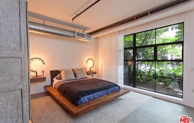 1046 Princeton Dr Unit 104