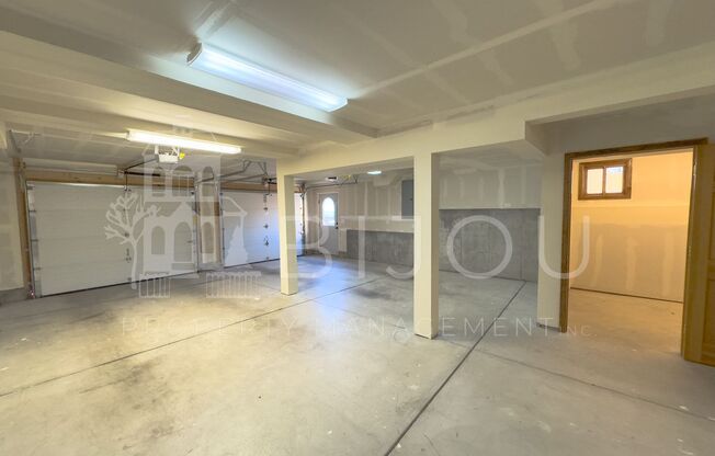 4 beds, 4 baths, $3,250
