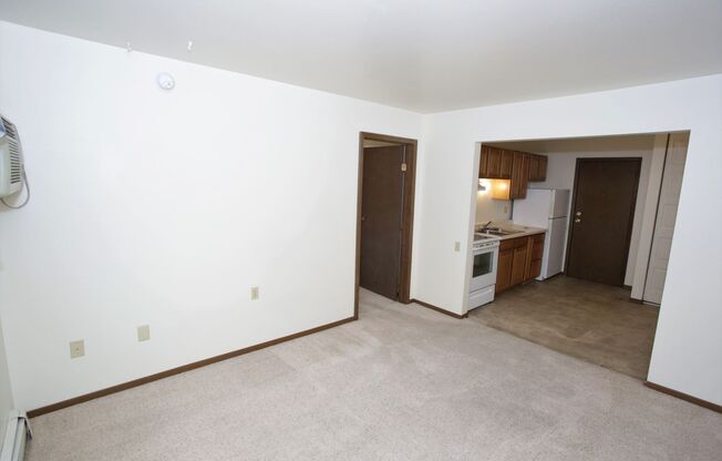 1 bed, 1 bath, $675, Unit 615-34