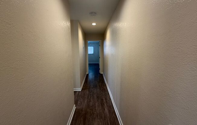 2 beds, 1 bath, 915 sqft, $2,580, Unit 5002A