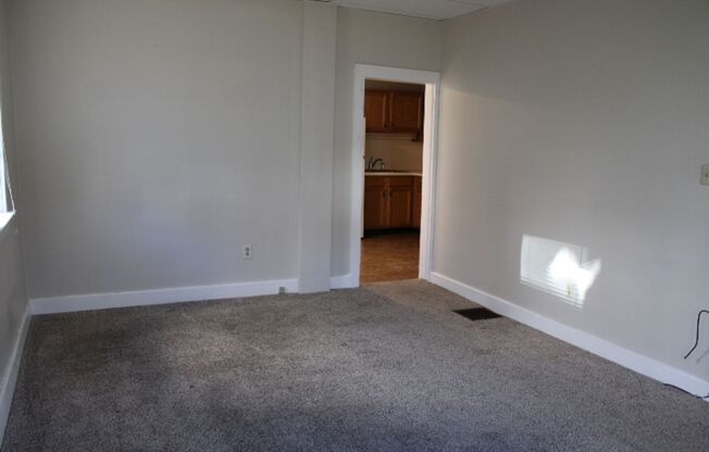 1 bed, 1 bath, $775, Unit 1st Floor