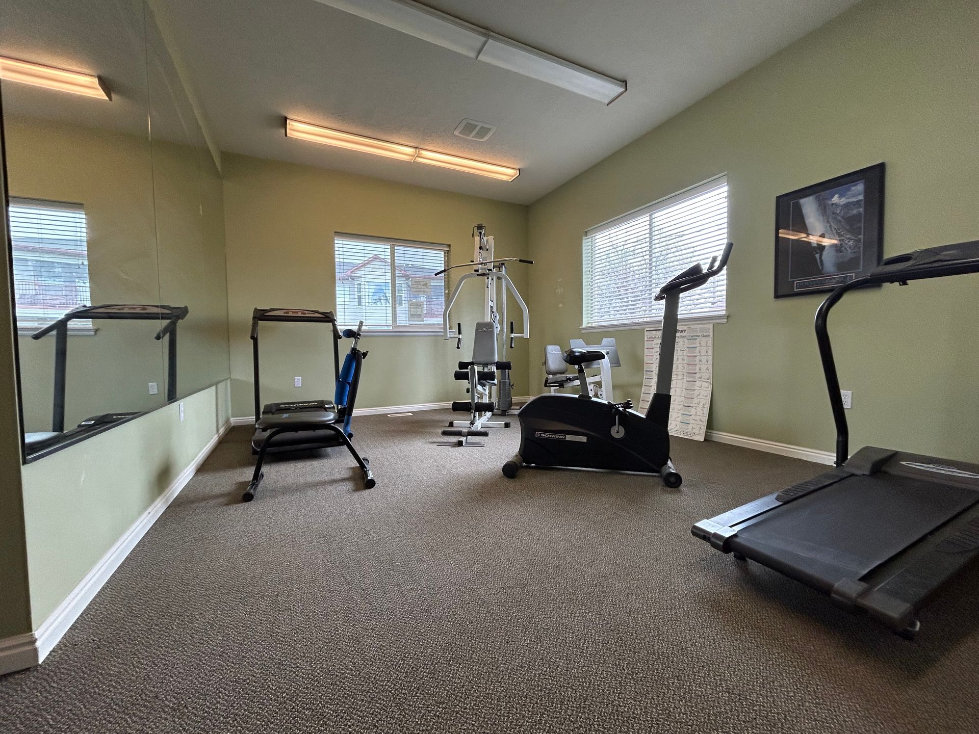 Riverton Apartments