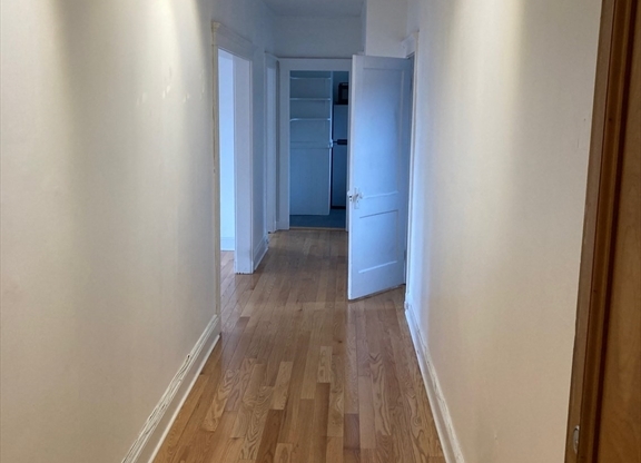 1 bed, 1 bath, 600 sqft, $2,900, Unit 30