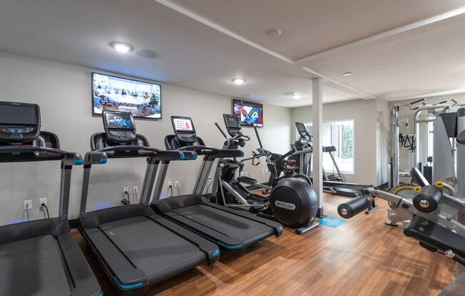 Apartment for rent near Culver City with fitness center cardio