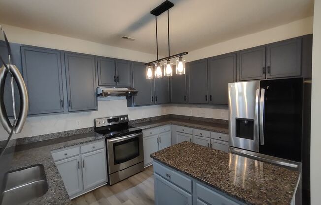Beautiful 2-story home located in the Reedy Creek Plantation subdivision!