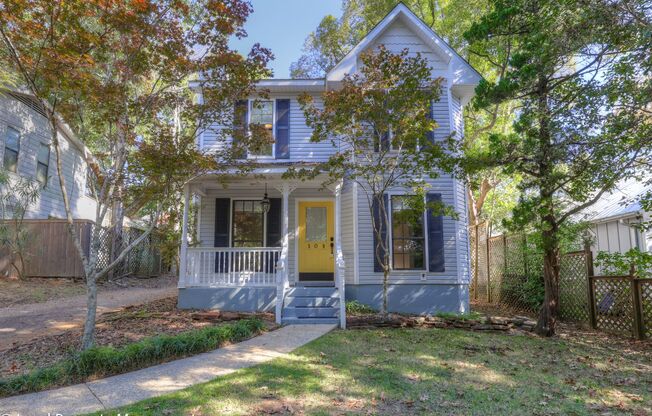 Victorian in Downtown Fairhope