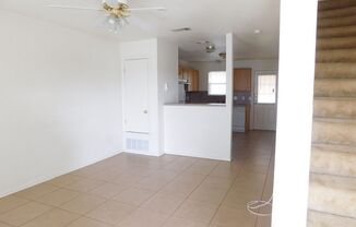 2 beds, 1.5 baths, 915 sqft, $825, Unit Apt A