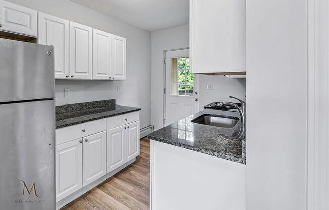 49 Belmont Ave / 4-8 Leyfred Terr
