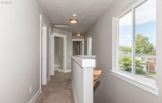Gorgeous Kenton Home Filled w/ Modern Comfort, Energy Efficiency,Prime Location & Much More!