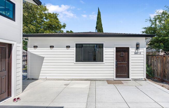 Modern Comfort: Beautiful Two-Bedroom ADU for Rent!