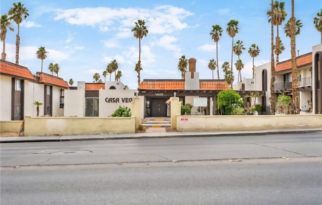 FULLY FURNISHED 2 BEDROOM CONDO WITH STRIP VIEWS