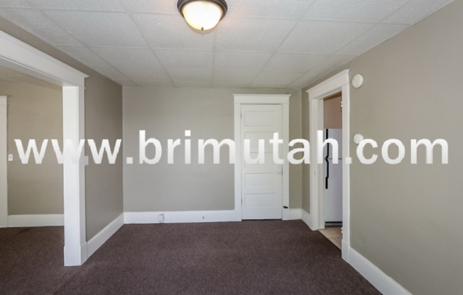 273-275 S. 400 E. - 11