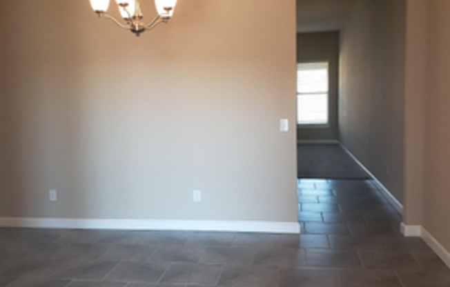 3 beds, 2 baths, $1,495