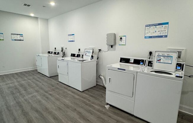 1 bed, 1 bath, 620 sqft, $1,125, Unit 214