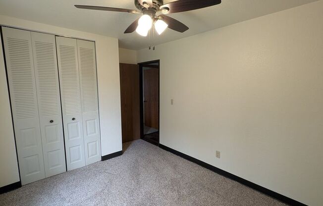 2 beds, 1 bath, 970 sqft, $1,249, Unit FB 3132
