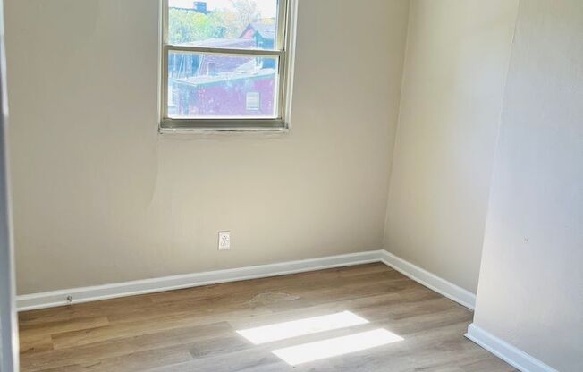 Renovated micro one bedroom available in Northside!