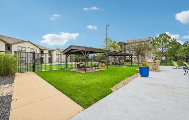 the preserve at ballantyne commons courtyard with picnic tables and gazebo