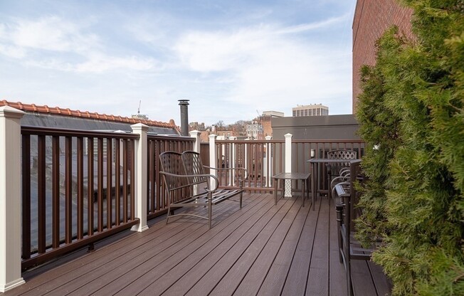 82 CHESTNUT ST