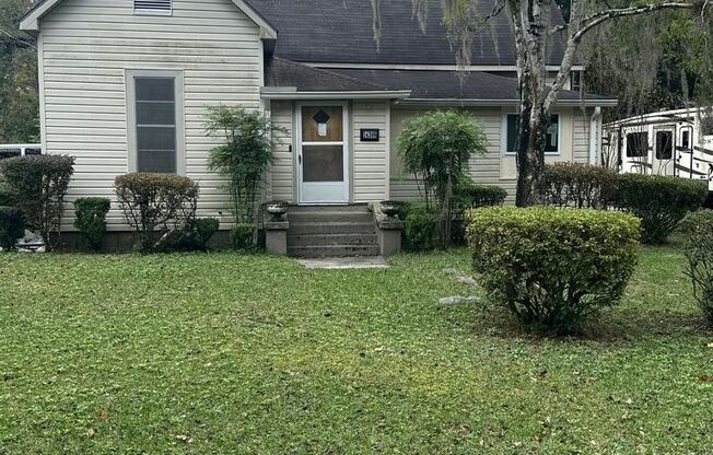 3 Bedroom Single Family Home in Waldo FL