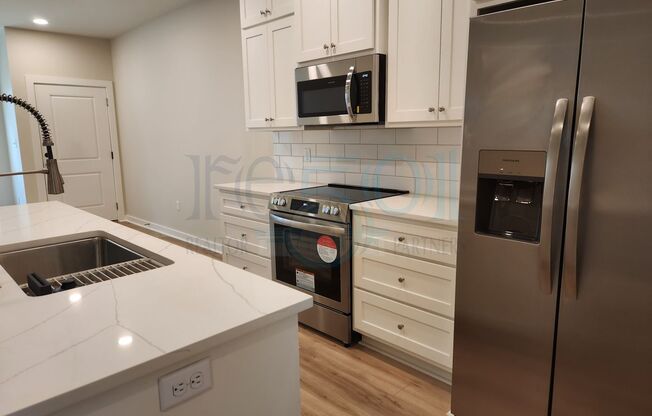 2 beds, 1.5 baths, 948 sqft, $1,250, Unit 5711