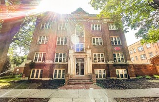 Fremont Apartments | 3300