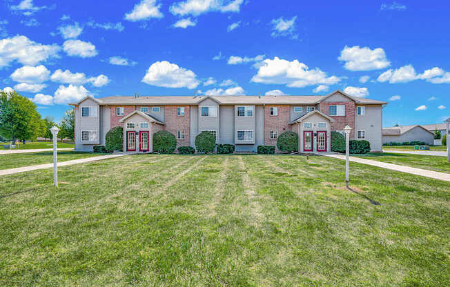 Exterior of Knoxville Pointe