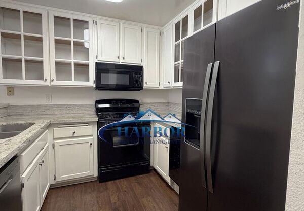 1380 W Capitol Dr