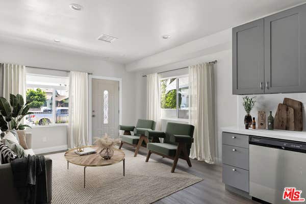 1509 W 50 ST