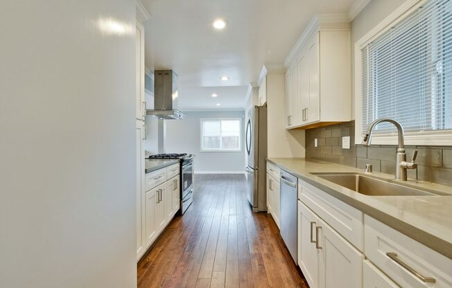 Excellent 4 bed 2 Bath Home!