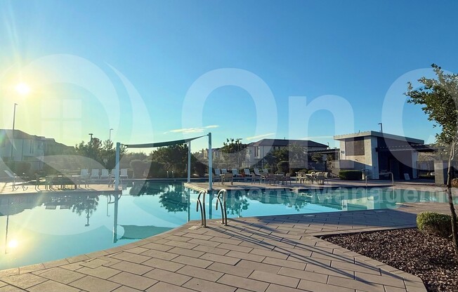 1068 E SABINO DR