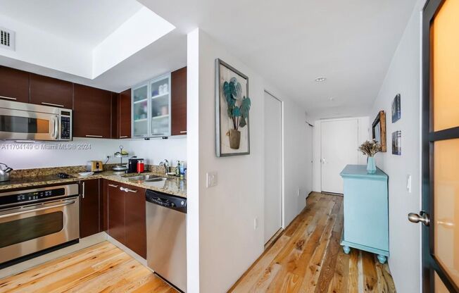 41 SE 5th St # 14-10 (A11704149)