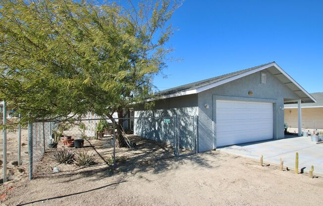 3-bedroom 2 bath Home with Central AC - Close to Base