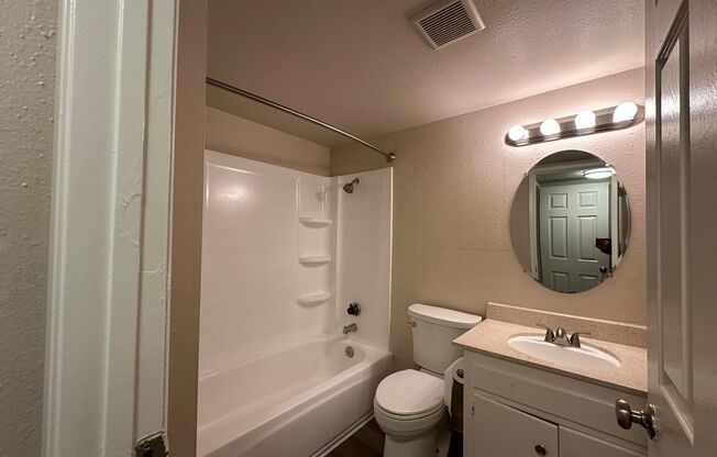 1 bed, 1 bath, 650 sqft, $1,525, Unit 494203