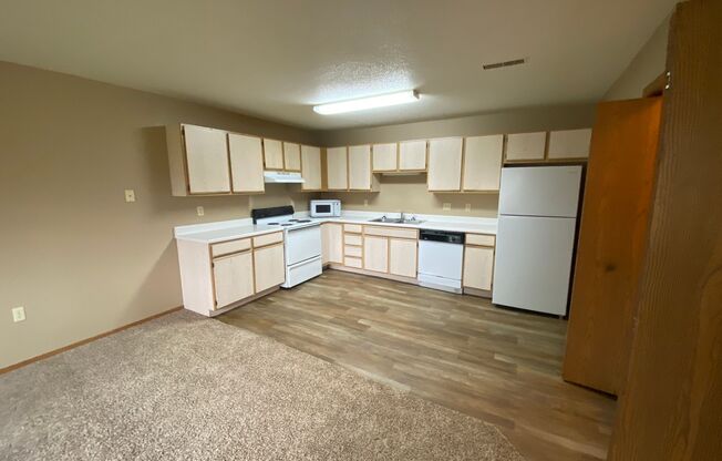 Quail Hollow Townhomes