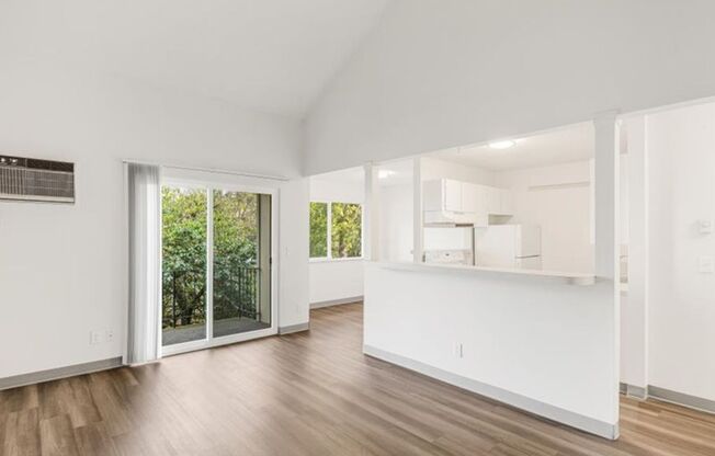 1 bed, 1 bath, 788 sqft, $1,295, Unit 103