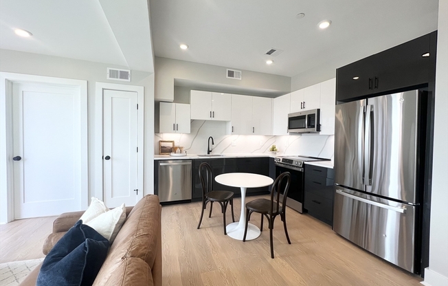 379 SOMERVILLE AVE