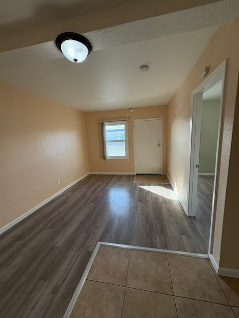 2567 FOOTHILL BLVD