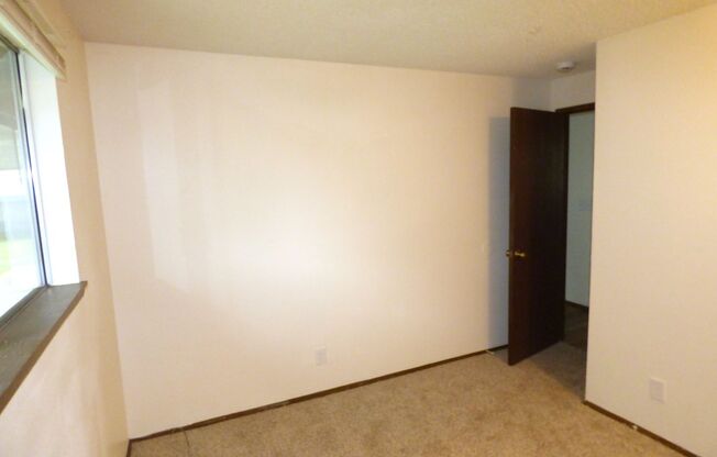 Rent Special: 1/2 Off April's Rent!!