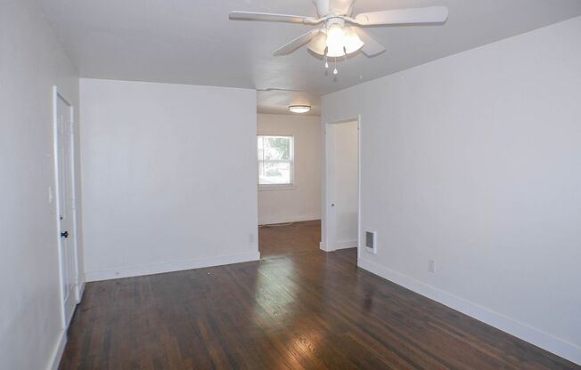 4676-4678 Cherokee Ave.