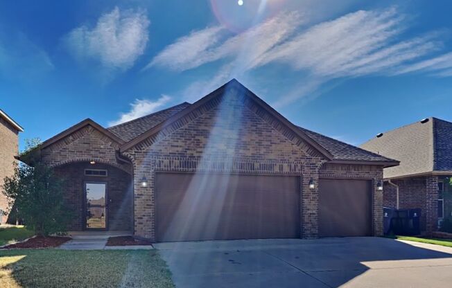 Very Nice 3 Bedroom 2 Bath Home in Deer Creek Schools