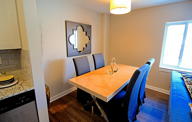 2 beds, 1 bath, 790 sqft, $1,450, Unit 408