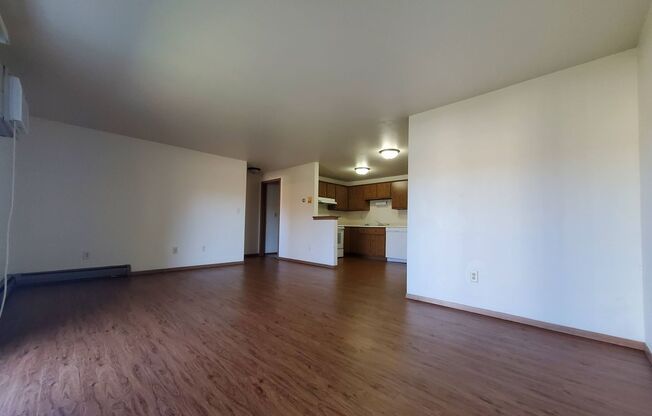 1 bed, 1 bath, 936 sqft, $895, Unit 825 # 05